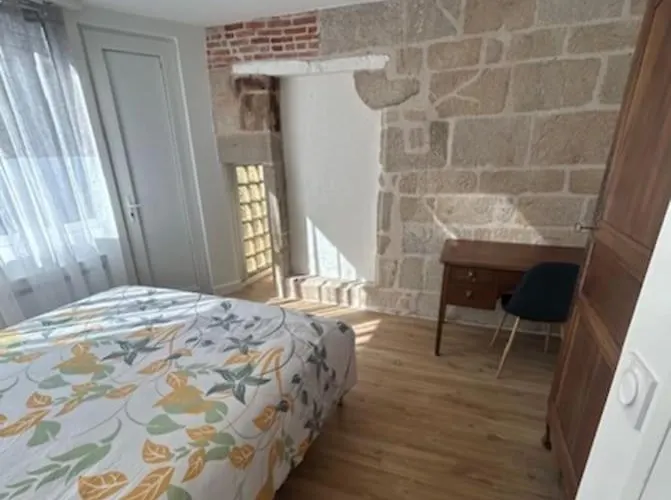 De Standing Face لو كروازيك