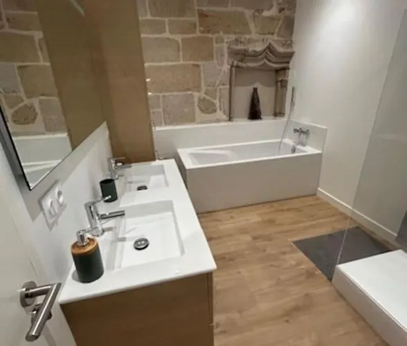 De Standing Face * لو كروازيك